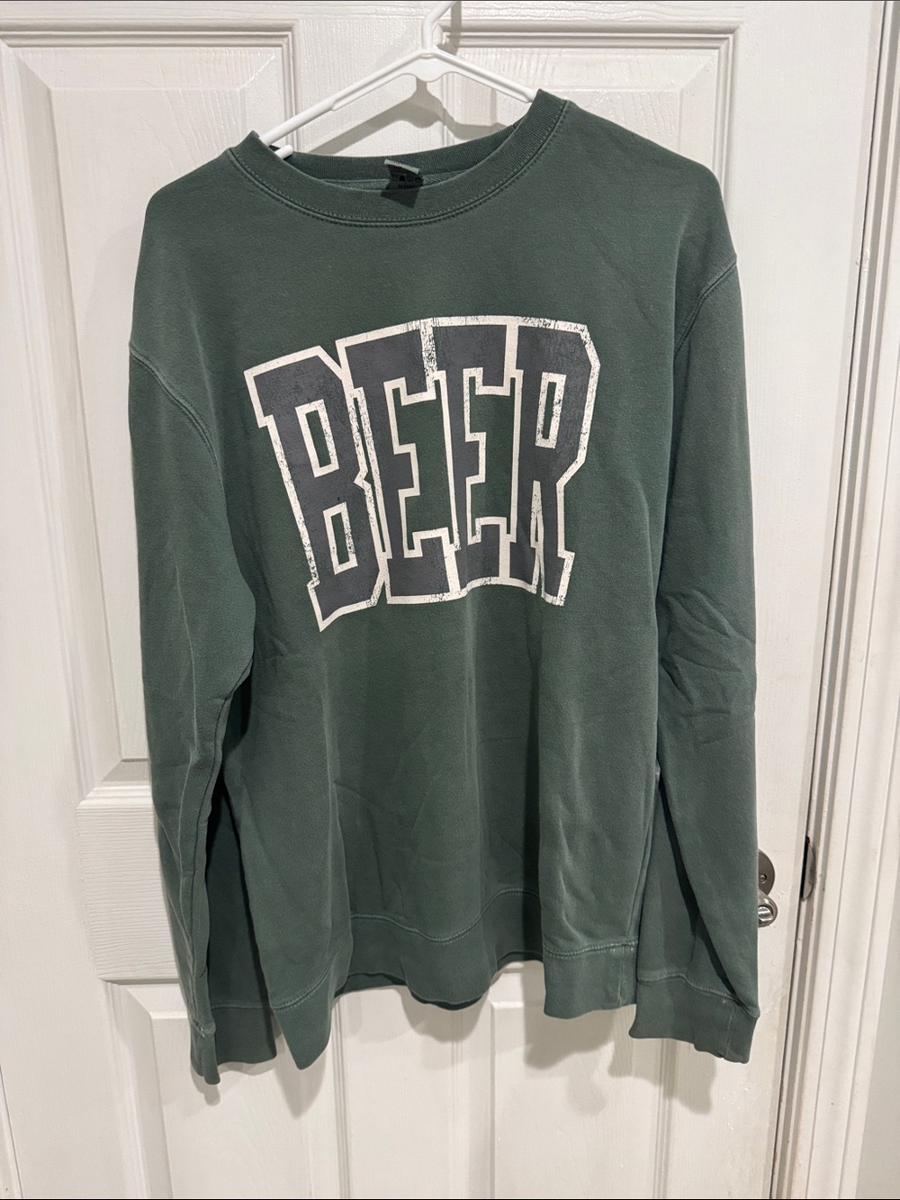 Green 'BEER' Crewneck Sweatshirt - Unbranded